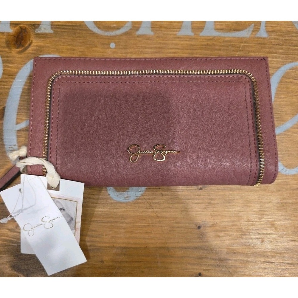 NEW Jessica Simpson Celina Double Gusset Bi Fold‎ Wallet Pink